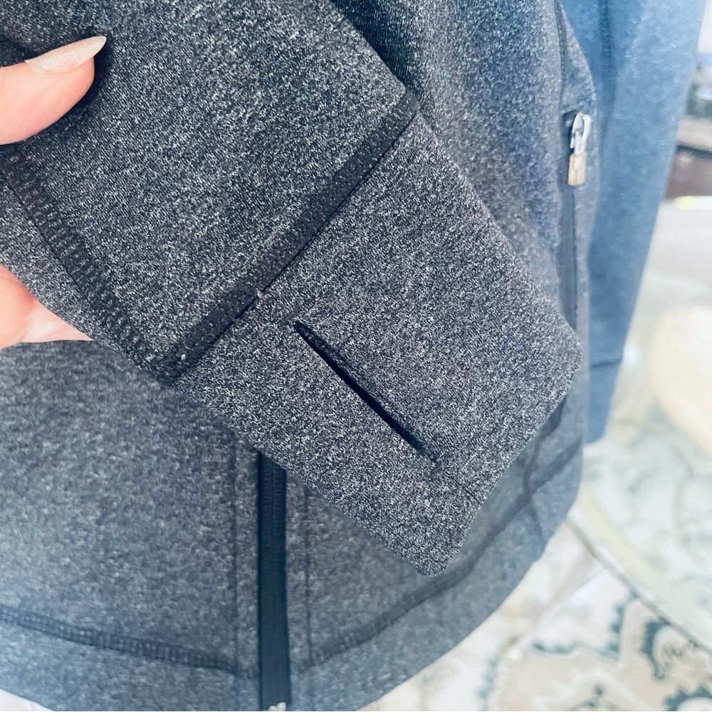 Old Navy Active Fitted Zip Up Jacket - Picture 10 of 16